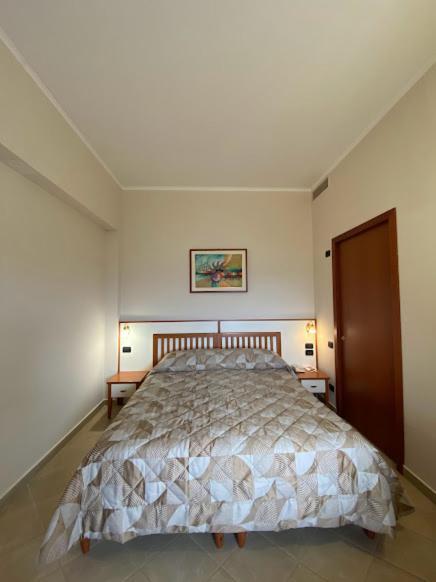 Hotel Residence Due Mari Marcellinara Extérieur photo